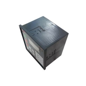 The ABB CMA112 3DDE300013 is a diesel engine control display panel designed for real-time monitoring and fuel optimization. Features include a 12-inch touchscreen, CANopen, RS-485, and Ethernet interfaces.