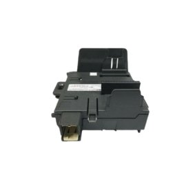 The Siemens 6ES7654-7HY00-0XA0 is a BUS unit for SIMATIC S7, designed for integrating a Y coupler. Includes a protective cover and supports 24V DC voltage.