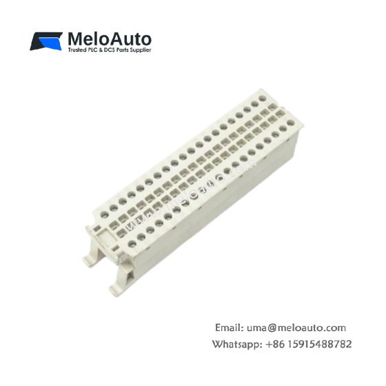 Siemens 6ES5490-8MB21 tools circuit breaker: 4 protected channels, 2A rating, thermal-magnetic trip, manual reset for S5 racks.