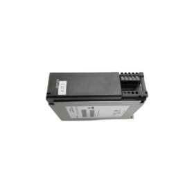 Schneider DNP 205 power supply for TSX Compact systems. 100-240V AC input, 5V 7A and 24V 0.3A output, 15ms hold-up, no battery