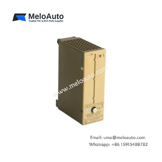 Siemens 6ES5477-8EC11 analog output module for SIMATIC S5. 4 isolated channels, 0-10V or 4-20mA, 12-bit resolution.