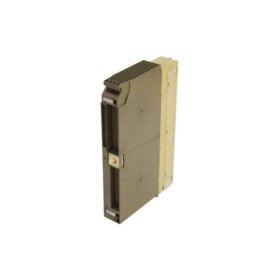 Siemens 6ES5482-7LF31 digital I/O module. 16 inputs, 16 outputs, 24V DC, 342 components, 1000µF storage, 0.92kg. For SIMATIC S5.