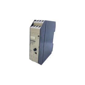 Siemens 6ES5930-7AA11 power supply module for SIMATIC S5. Output 24V DC at 4.5A, weight 0.95kg, size 233x36x182mm, three storage capacitors