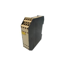 Siemens 6ES5417-7AA21 digital output module with 8 relay outputs, 2A per channel & 10M mechanical cycles. For SIMATIC S5 PLC systems.