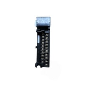 GE IC693MDL241D input module for Series 90-30 PLCs. 16 channels, 24V DC sinking inputs, weight 0.35kg, size 127x55x140mm