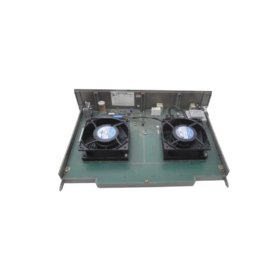 Siemens 6ES5988-3LA31 fan tray assembly delivers 200 m³/h airflow for S5-135U/155U racks. Temperature-controlled fans with washable filter.